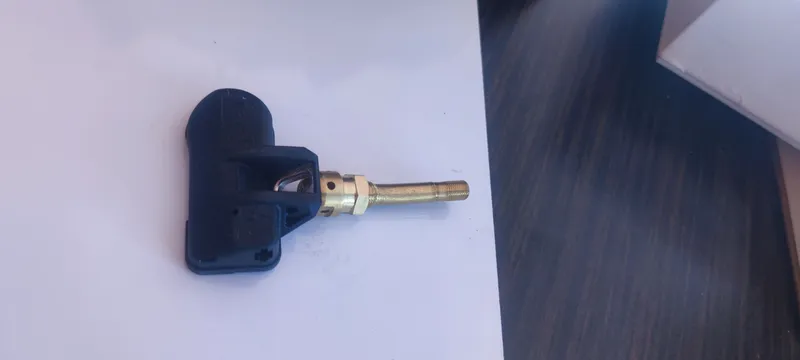 پک 12 عددی سنسور اینترنال کامیونی مدلu901r gallery3